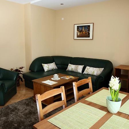 Ecomfort Apartment Kecskemet Ngoại thất bức ảnh