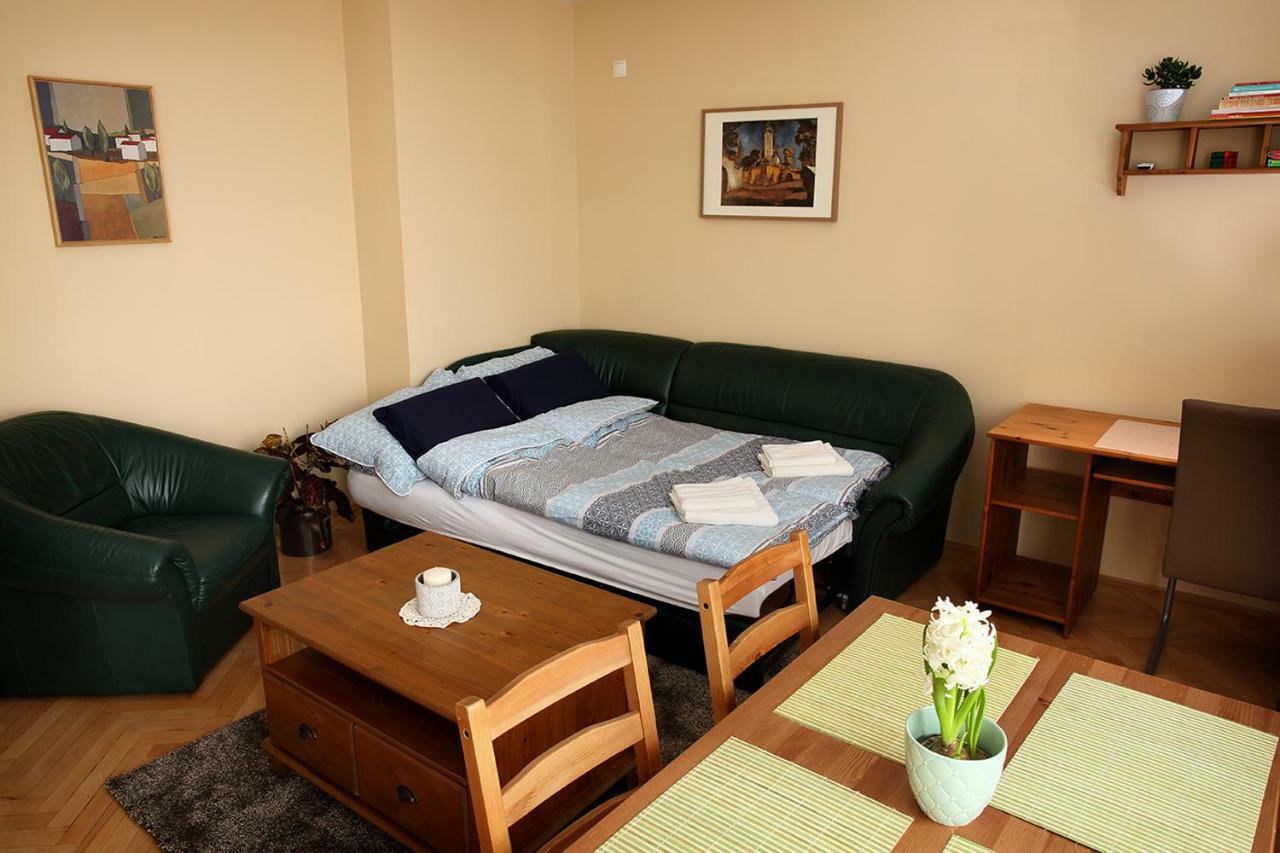 Ecomfort Apartment Kecskemet Ngoại thất bức ảnh